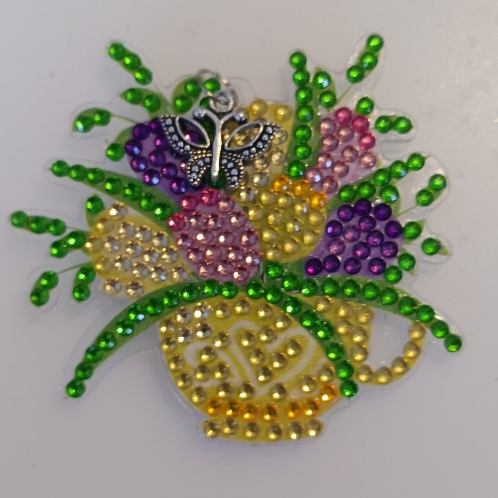 Flower pot magnet with butterfly charm